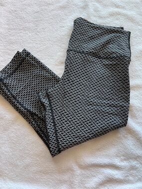 lululemon athletica Black and White Micro-Print Leggings